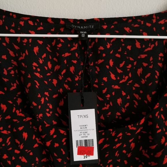 ❤️[3/$35] DYNAMITE Puff Sleeves Square Neck Blouse - Picture 8 of 9